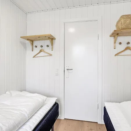 3 Bedroom Amazing In Prázdninový dům *